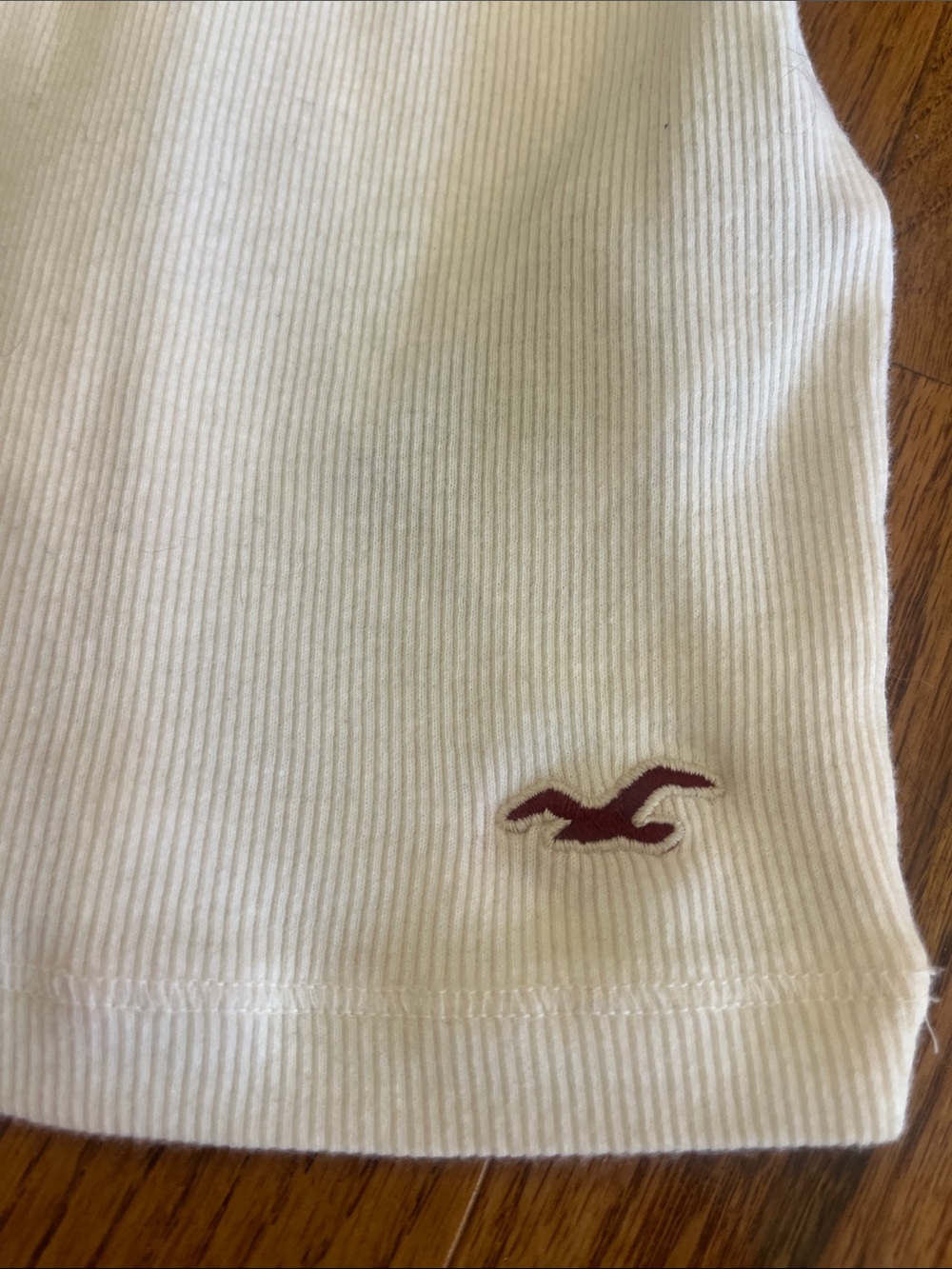 Hollister Lt Cream Ribbed Lace-Trim Bow Tank - Picture 3 of 6